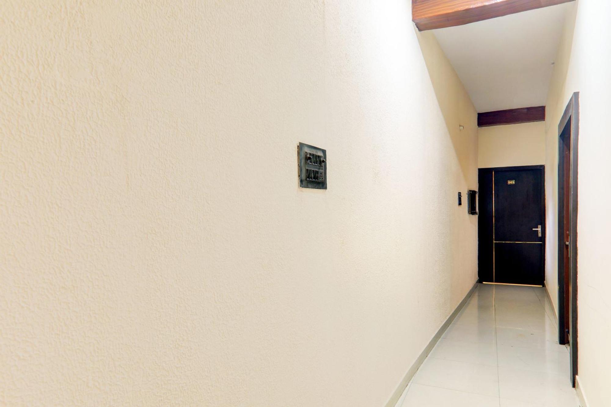 Hotel O Sr Grand Gorakhpur Kültér fotó