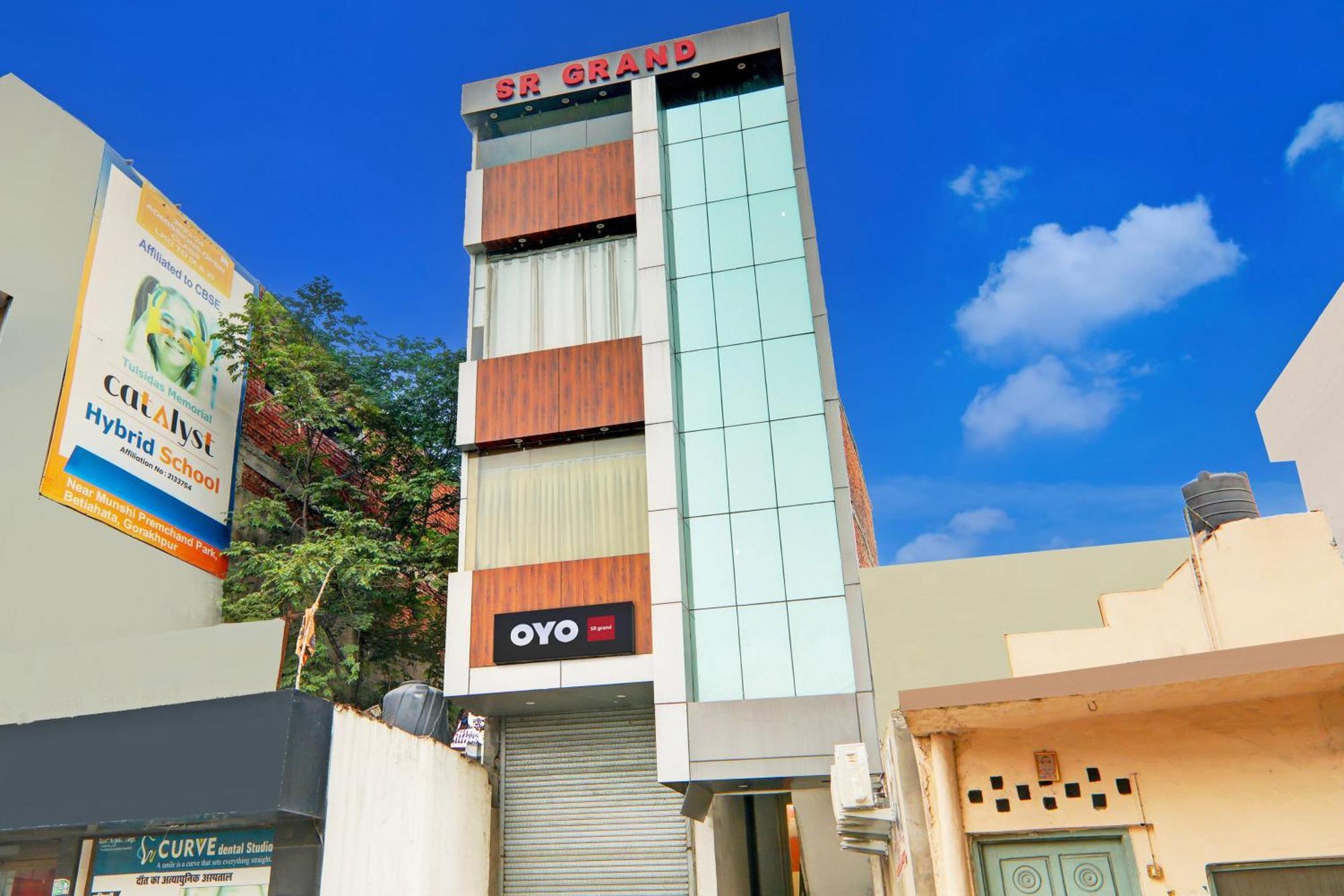 Hotel O Sr Grand Gorakhpur Kültér fotó